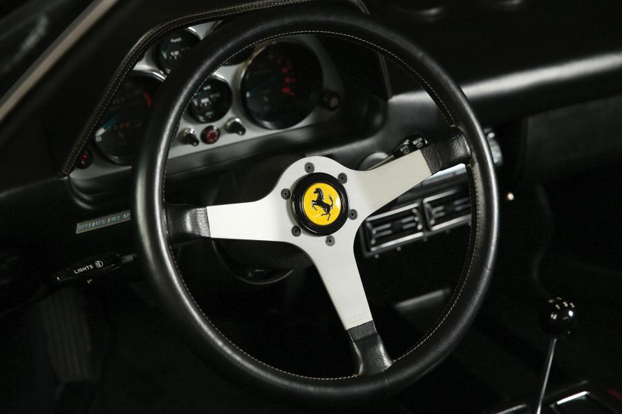 Панель приборов Ferrari 308 GTB Acciao 1978 года  (NA) (фото 12 из 34)
